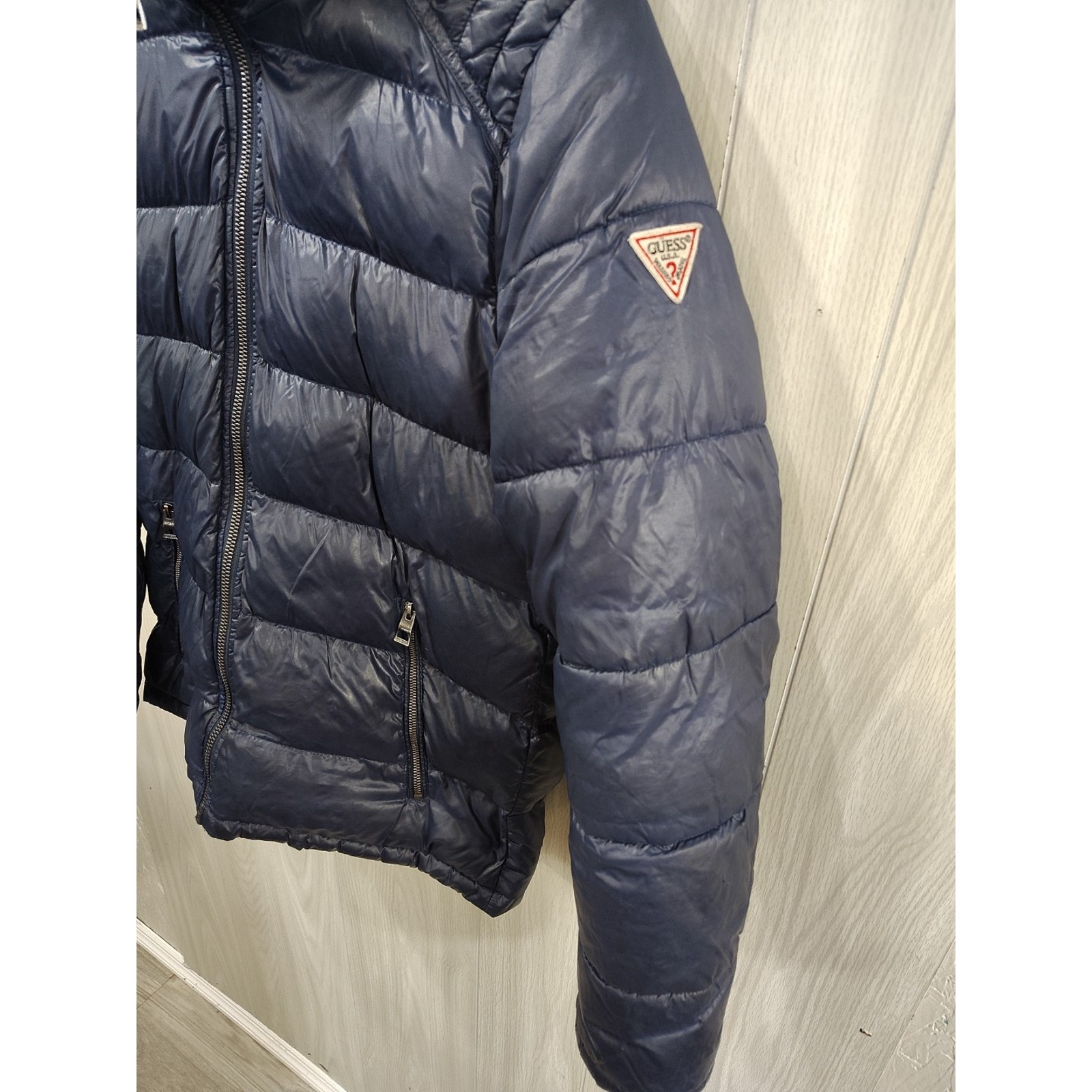 Guess Men Puffer Jacket Coat Size M Navy Blue Solid Warm Stylish Outdoors — image 2 of 8